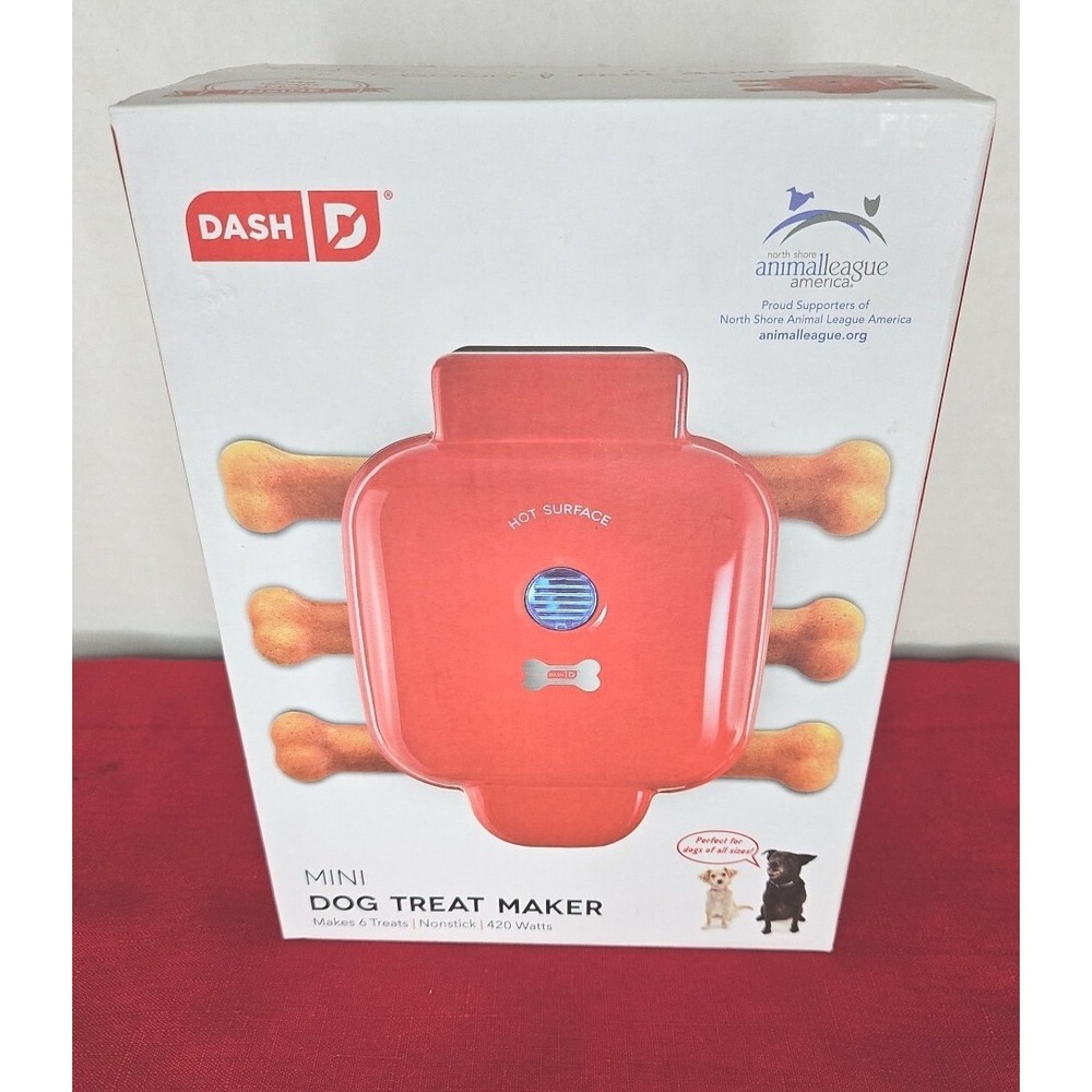 Dash Mini Dog Treat Maker Non-Stick Surface 6 Natural Biscuits Brand New‎ In Box